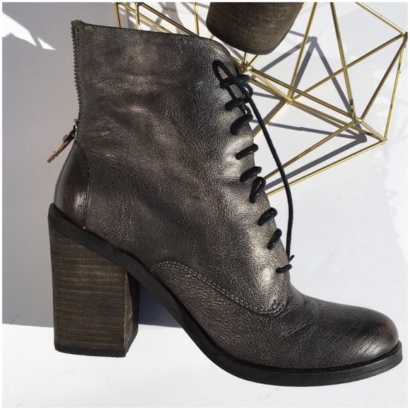 Woman’s Bacio 61 boots - Picture 5 of 7